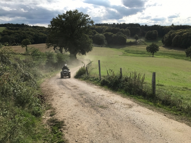  Ruta en cuatrimoto en Allier 