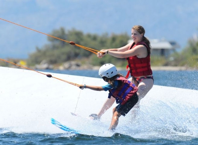  Esquí acuático para dos 