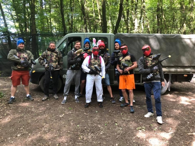  Team Building 