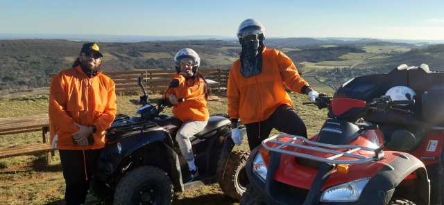  Paseo en cuatrimoto en Dordoña.JPG 