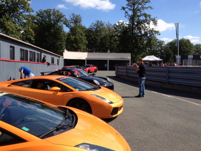  Descubrimiento de los GT en Nogaro 