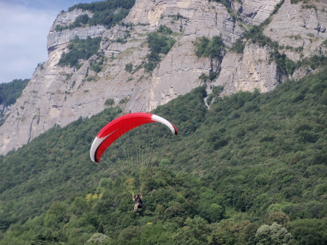  Vuelo biplaza e iniciación al parapenle en Isere 