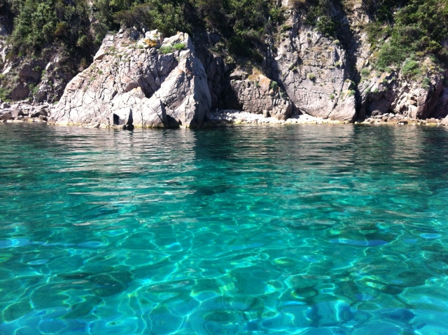 camicrema en el golfo de ajaccio