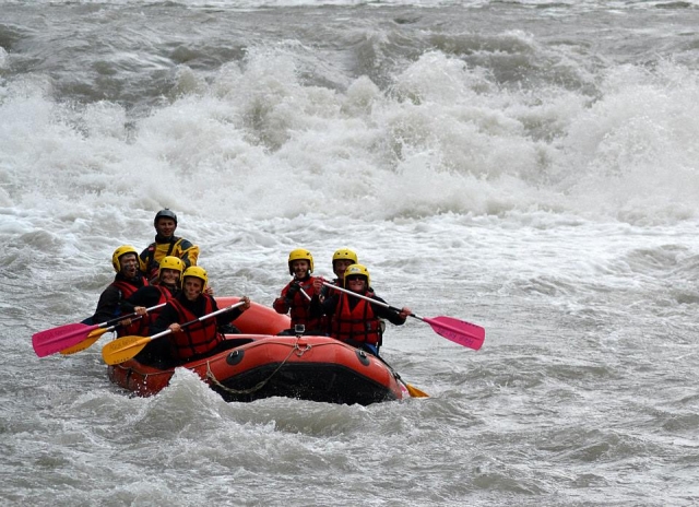  Descenso de rafting en el Drac 