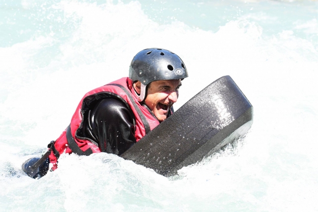  Hidrospeed en las aguas brava de los Altos Alpes 