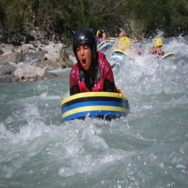  Nadar en aguas brava en la región PACA