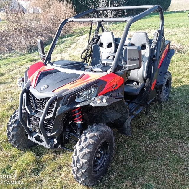  Nuestros quads biplaza le esperan