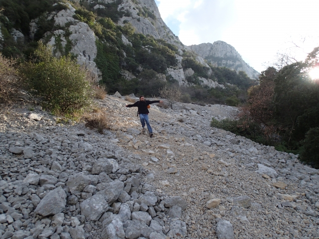  El descenso del pedregal 