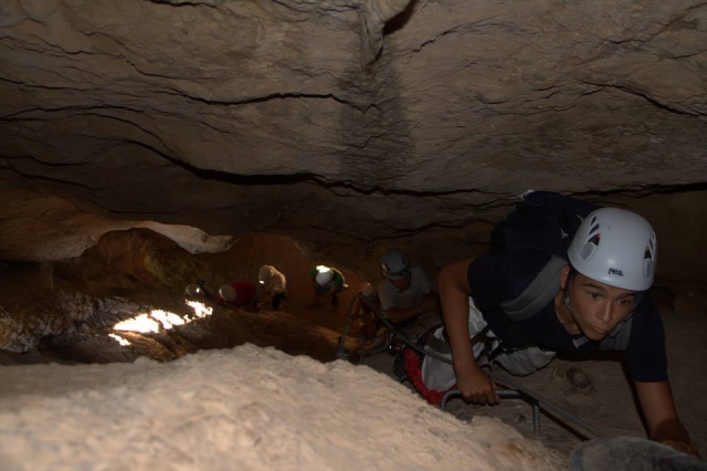  Descubrimiento de las cueva 