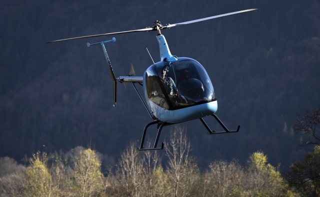 Descubrimiento de los Alpes en helicóptero con nuestro piloto 