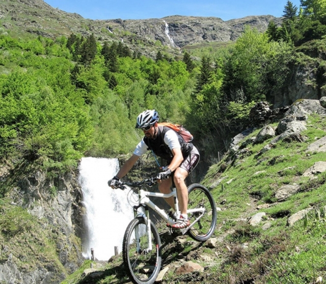  Descubrimiento de los impresionantes paisajes del Alto Garona 