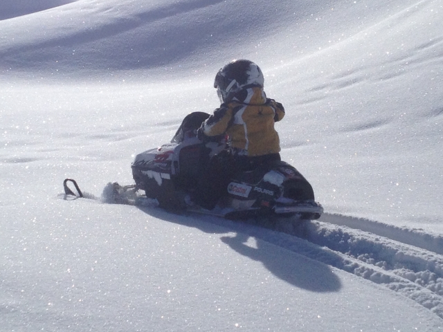  Moto de nieve para niños Courchevel 
