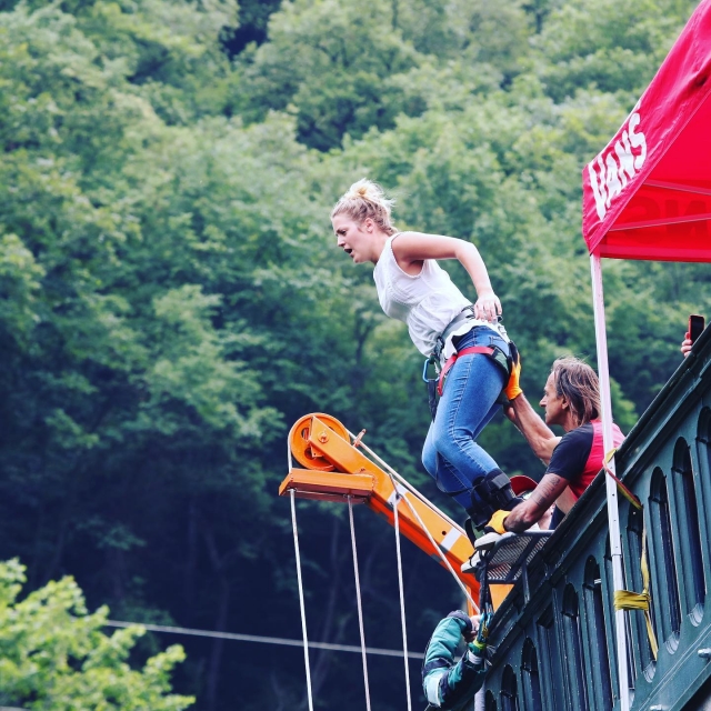  Bungee cerca de Saint-Etienne 