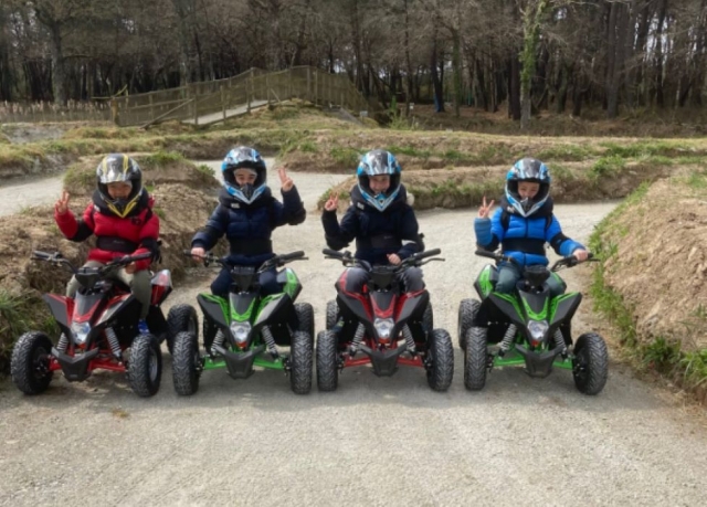  Actividad en cuatrimoto apta para principiantes y niños experimentados 