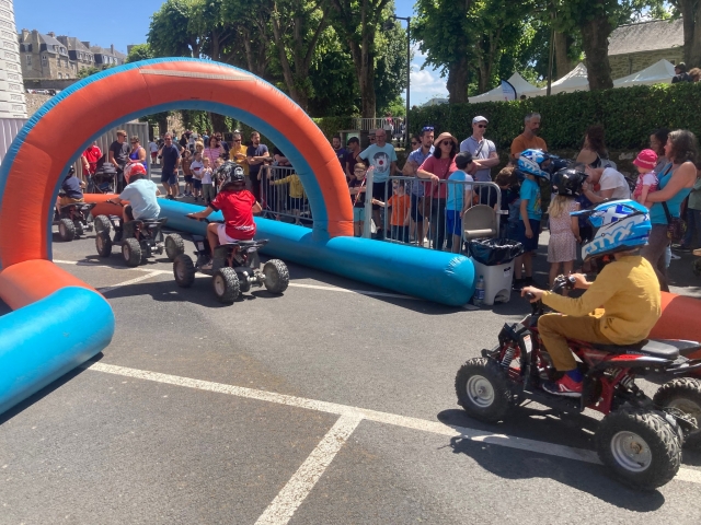  Corre en nuestro circuito hinchable 