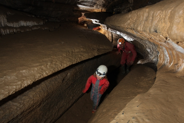  Espeleología en las galerías 