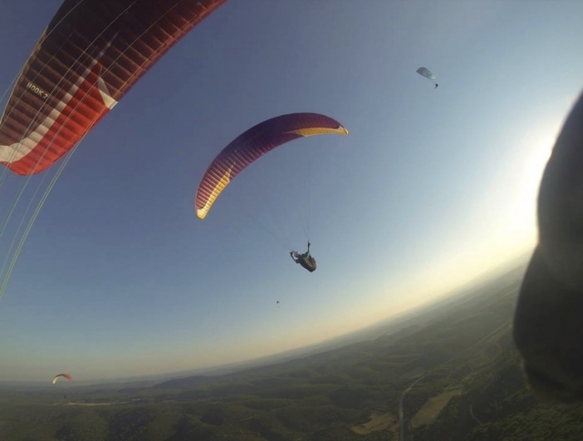  vista del cielo en parapenle 