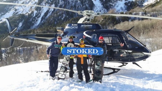  Despegue de helicóptero en Val Thorens 