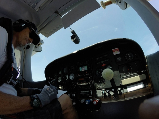  A bordo del avión 