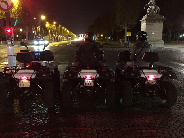  Un magnífico paseo con sus ses queridos 
