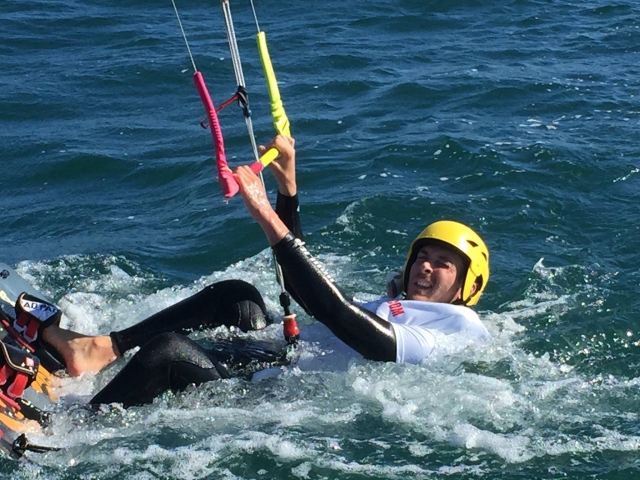  Salida para una actividad de kitesurf 