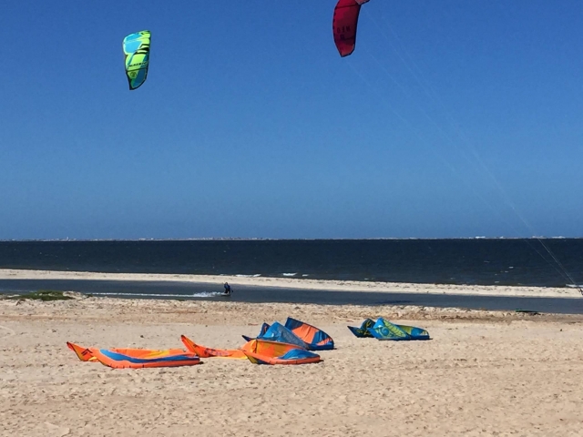  Posibilidades de practicar kitesurf simultáneo excursiones 
