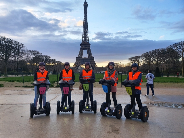  Tour por los lugares imprescindibles de París en Segway 