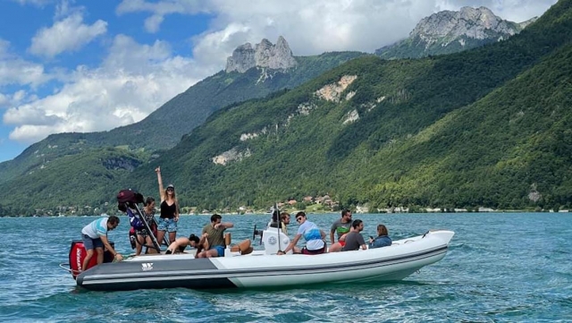  Renta de barcos en Alta Saboya 