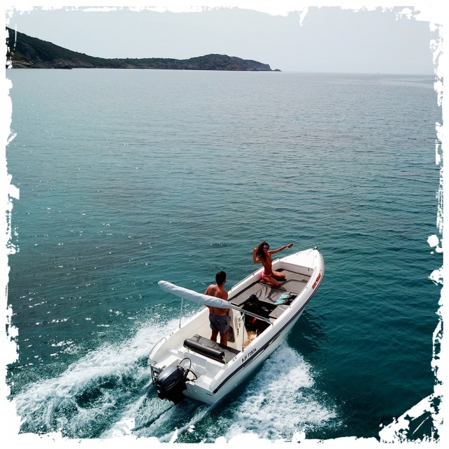  Paseo en barco para descubrir Córcega 