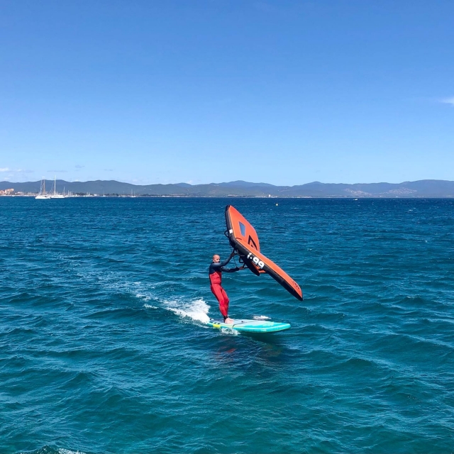  Descubrimiento del litoral de Var en Wing Foil 