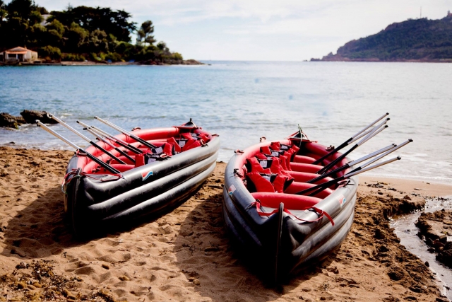  Canoa giganle para todo el grupo 