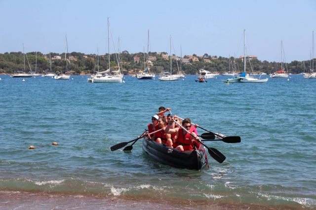  Descubrimiento de Saint Raphaël a bordo de una canoa 