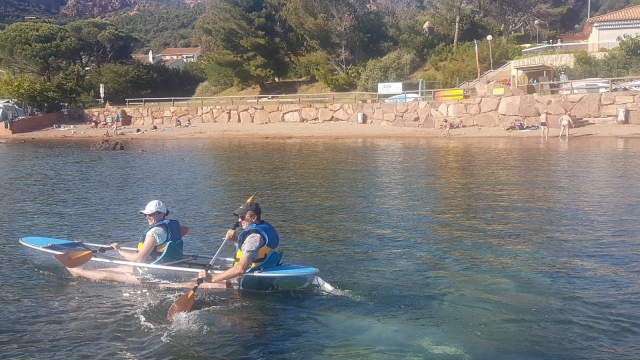  Viaje en kayak transparenle en la Var