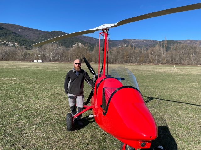  Su guía listo para llevarle a los cielos de Verdon. 