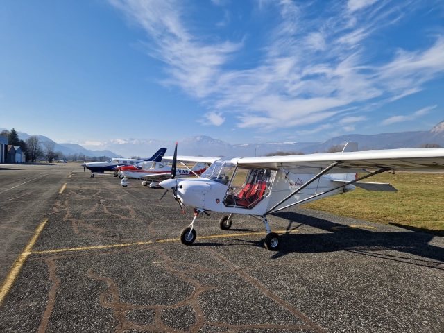 Entrenamiento de pilotos de ULM 