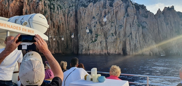  Contemplación de los paisajes corsos 