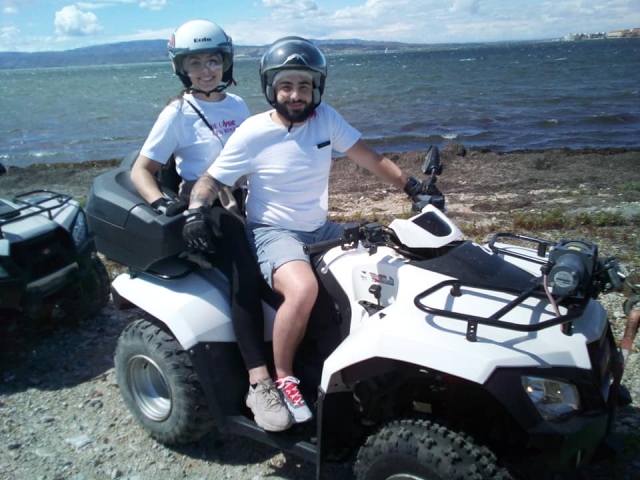  Cuatrimoto biplaza para excursiones para dos 