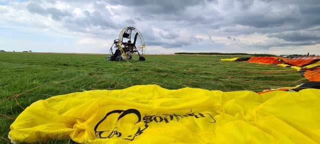  Paramotor y su vela 