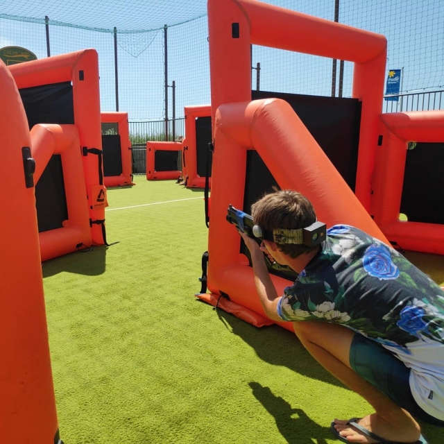  Laser Tag en un campo 