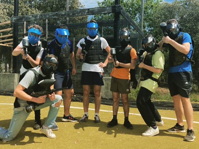  Equipo preparado para la partida de Gotcha 