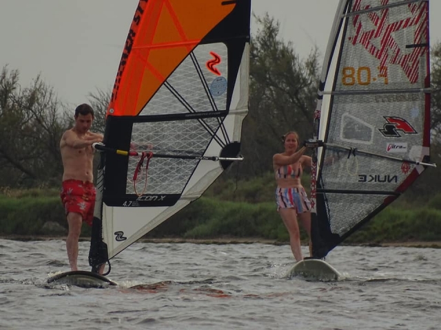  Renta de windsurf para dos personas 