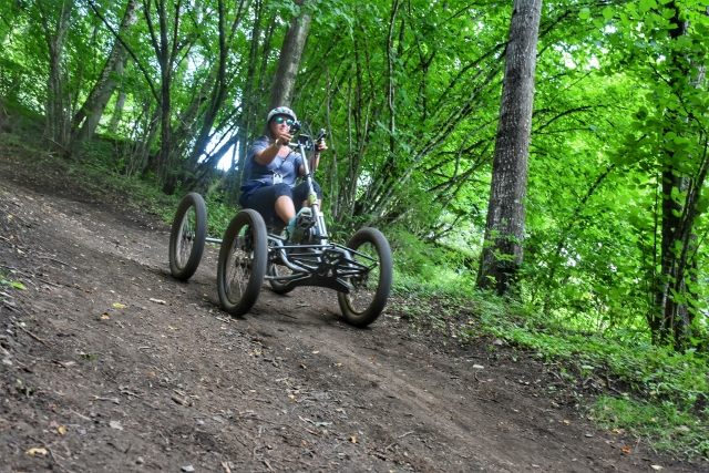  Paseo en cuatrimoto por el bosque 