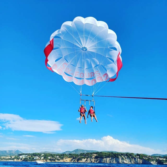  paracaídas a Hyères 