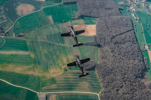  Patrulla de aviones militares 