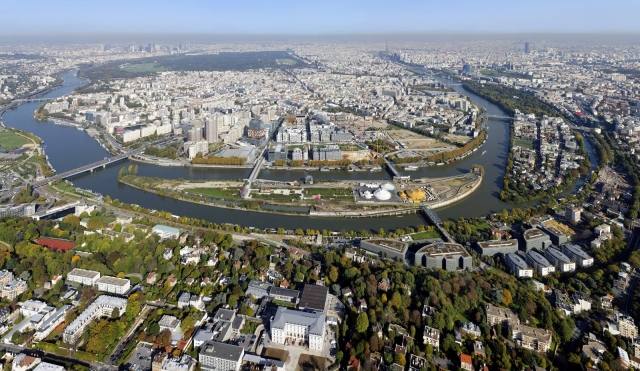  Vuelo en helicóptero sobre París 