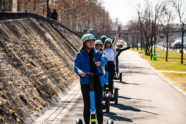  Pasos con amigos en Segway 