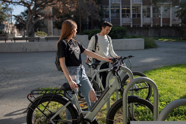  Venga a rentar su bicicleta