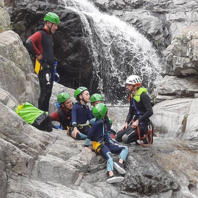 Briefing con instructor 