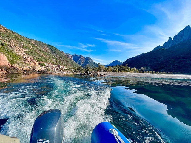  Venga a rentar su barco 