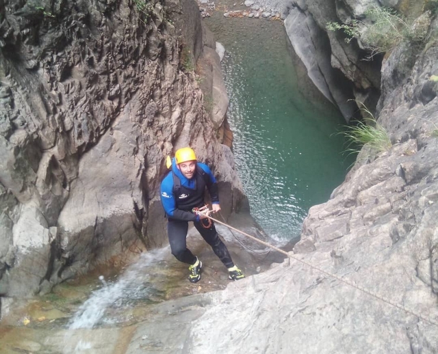  Escalada de un acantilado 
